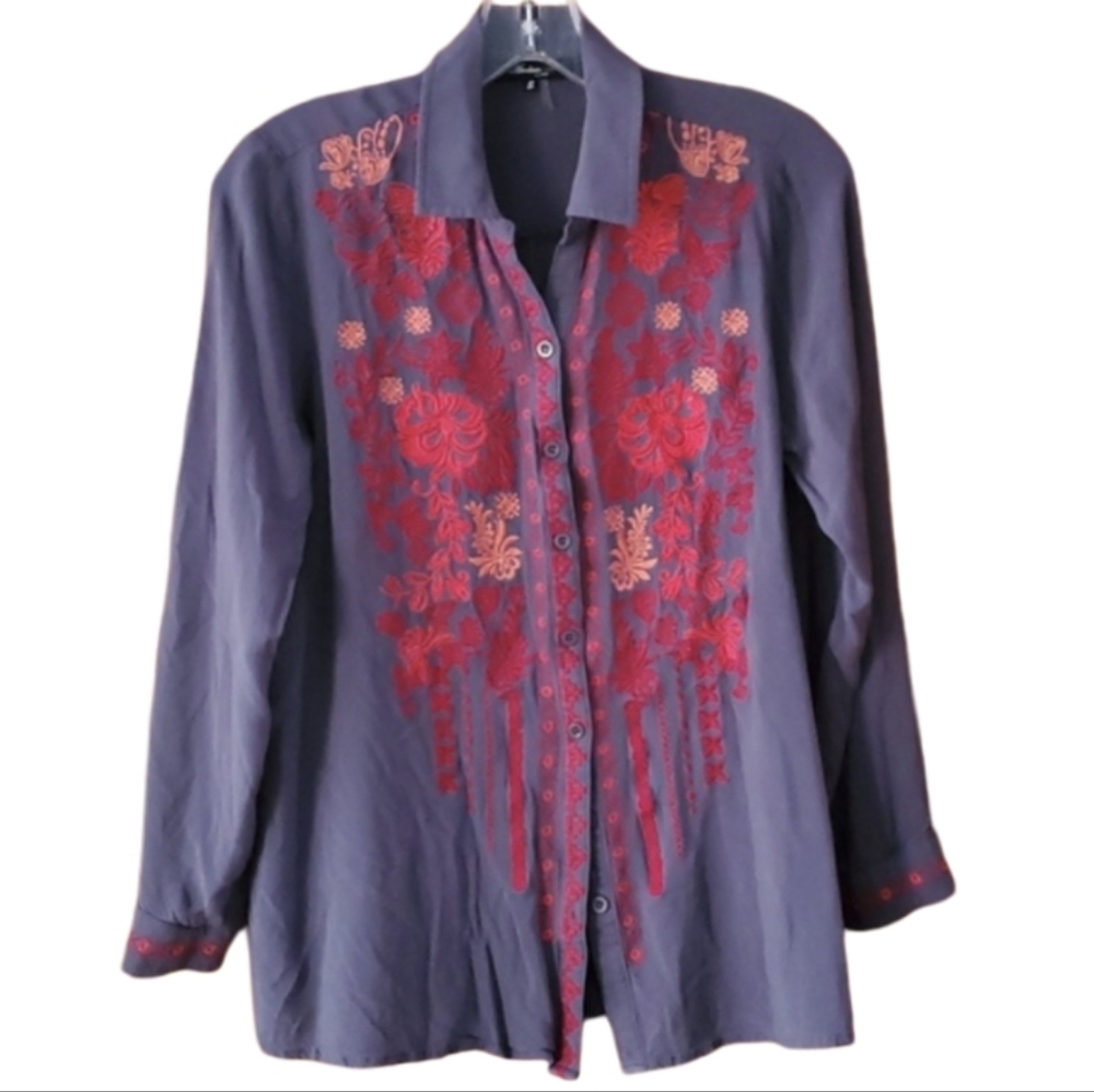Andree by Unit Womans Rayon Floral Embroidered Buttondown‎ Shirt Size Small